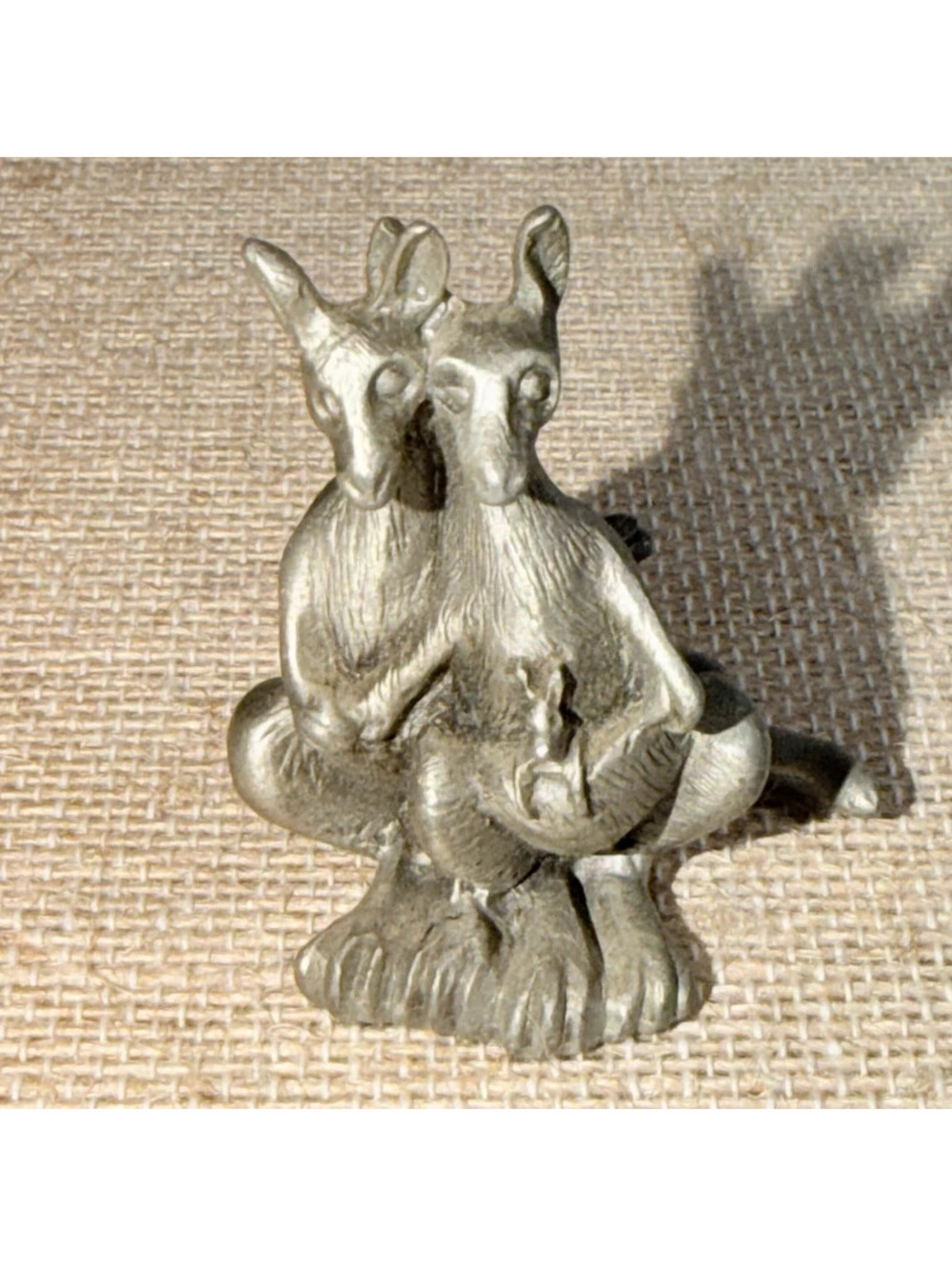 Vintage 1981 Hudson Pewter Cuddle Love Kangaroo Miniature Trinket Figurine #2229